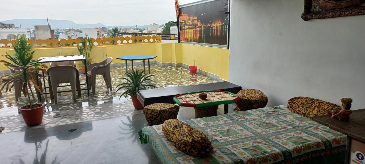 Hill Paradise Home Stay Udaipur Kültér fotó