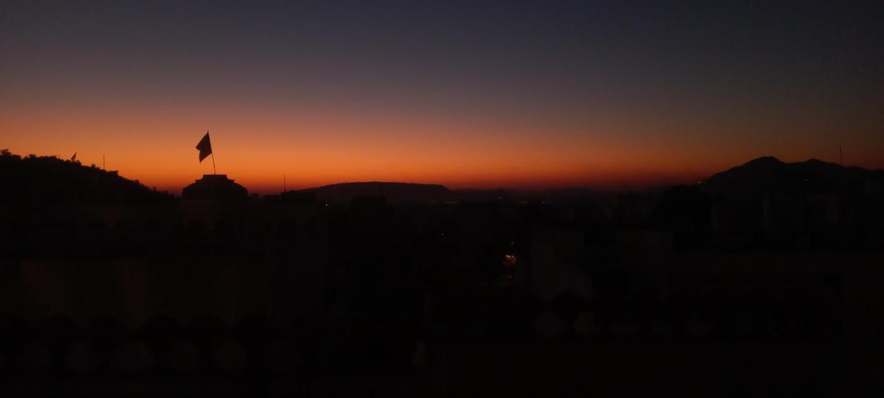 Hill Paradise Home Stay Udaipur Kültér fotó